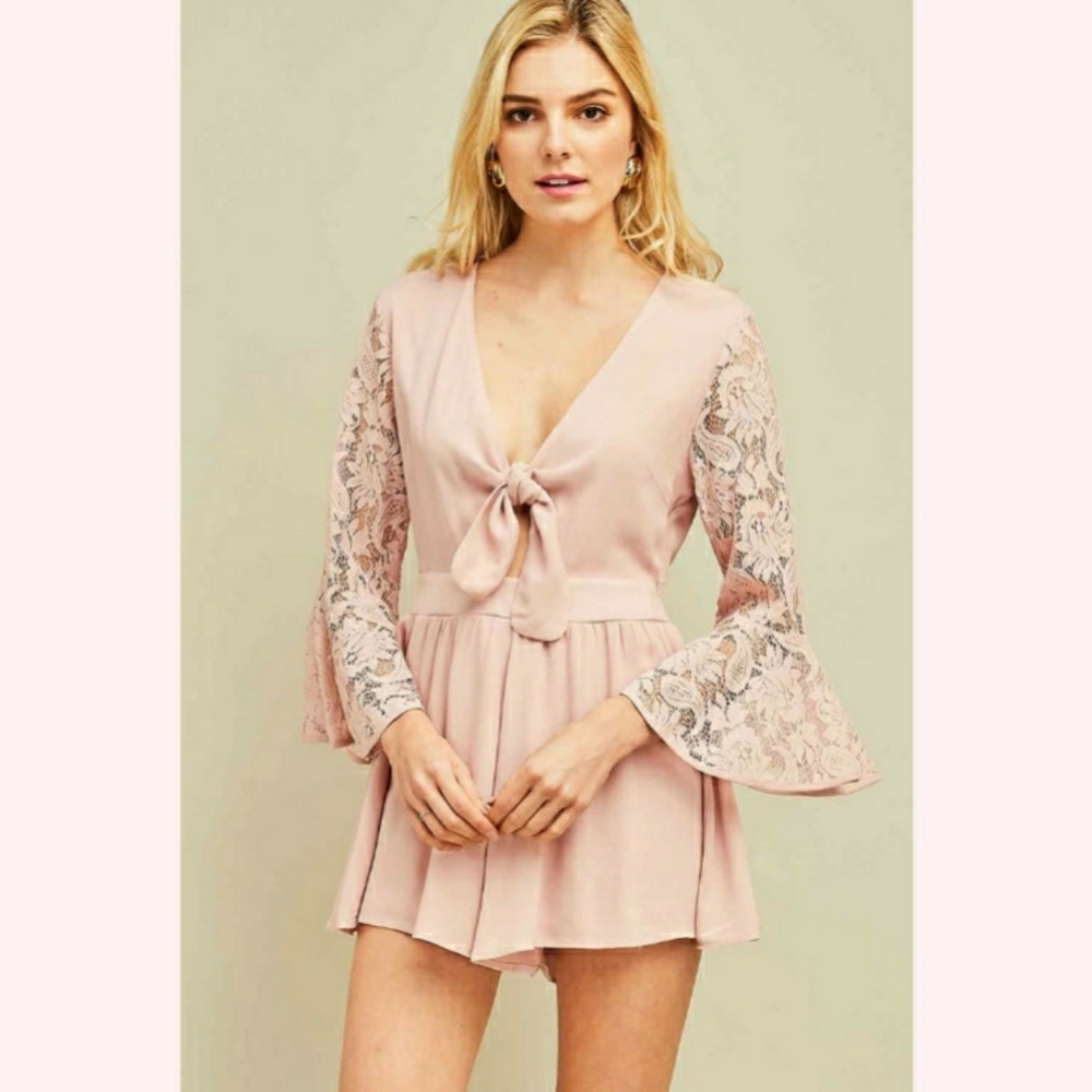 Entro Blush Lace Romper